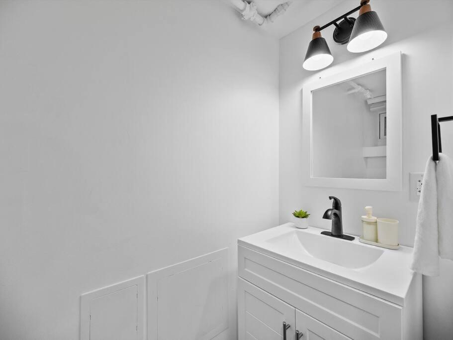 Shadyside, Pittsburgh, Modern And Quiet 1 Bedroom Unit1 With Free Parking Exterior photo